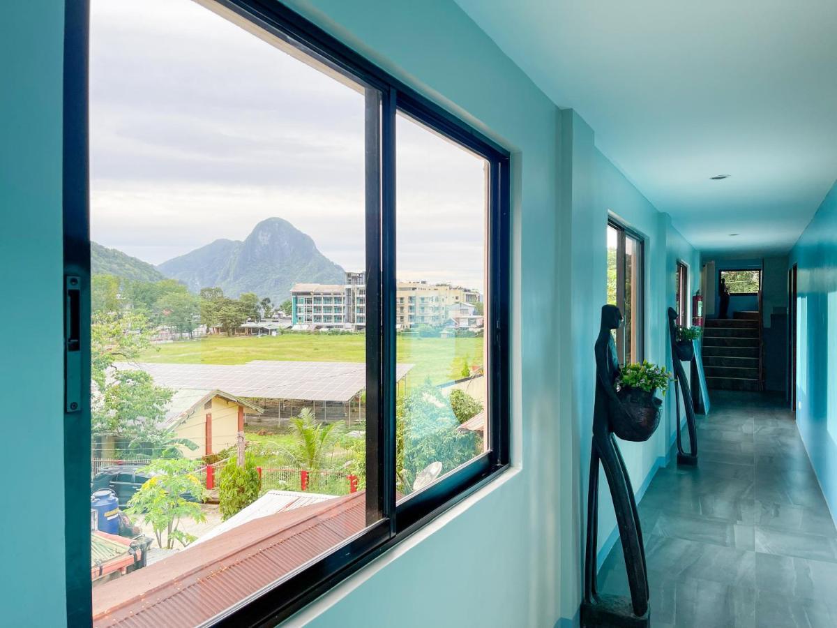 Amos Pili Tree Inn Powered By Cocotel 엘니도 외부 사진