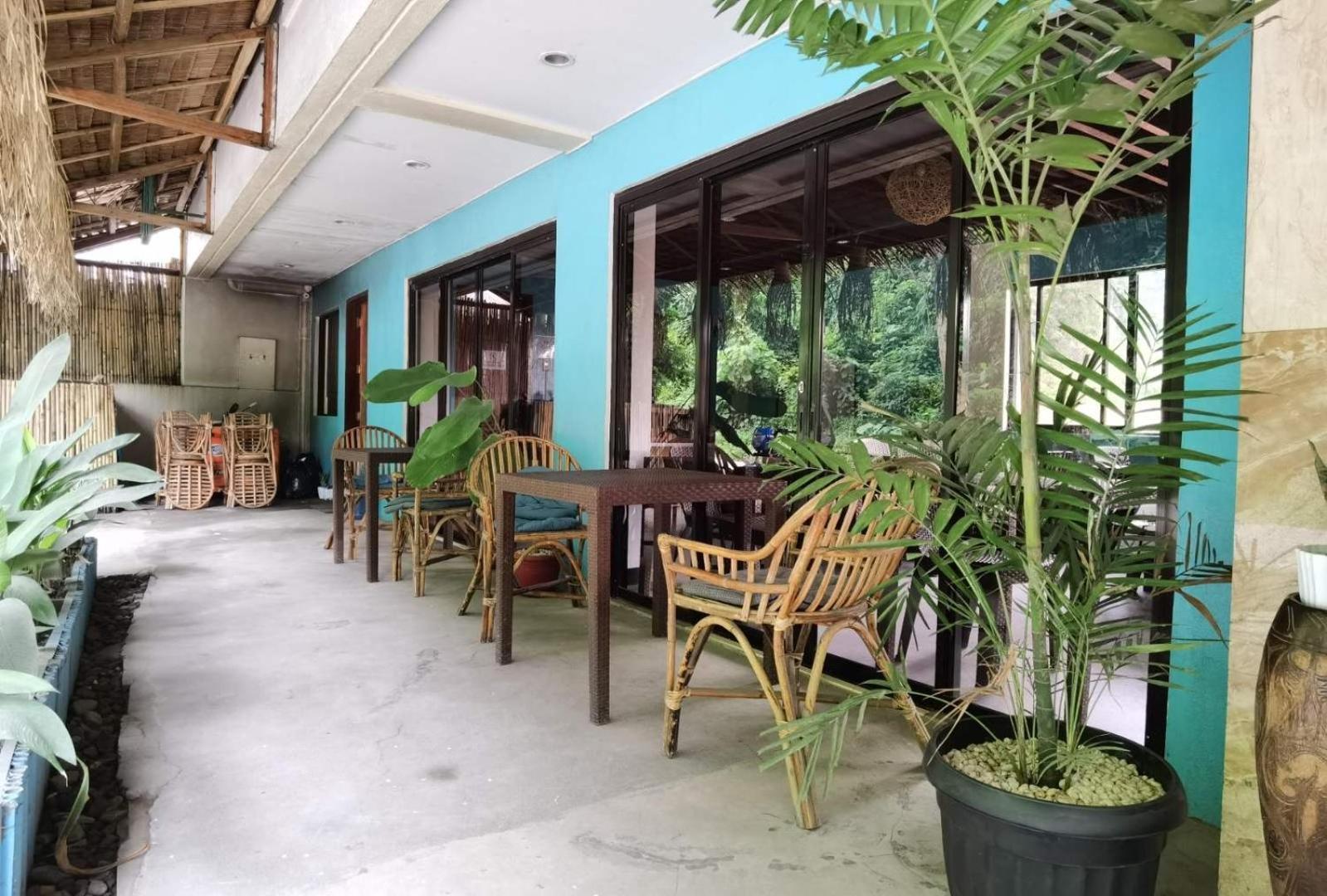 Amos Pili Tree Inn Powered By Cocotel 엘니도 외부 사진